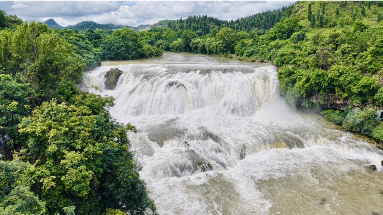贵州镇宁黄果树瀑布已玩明白