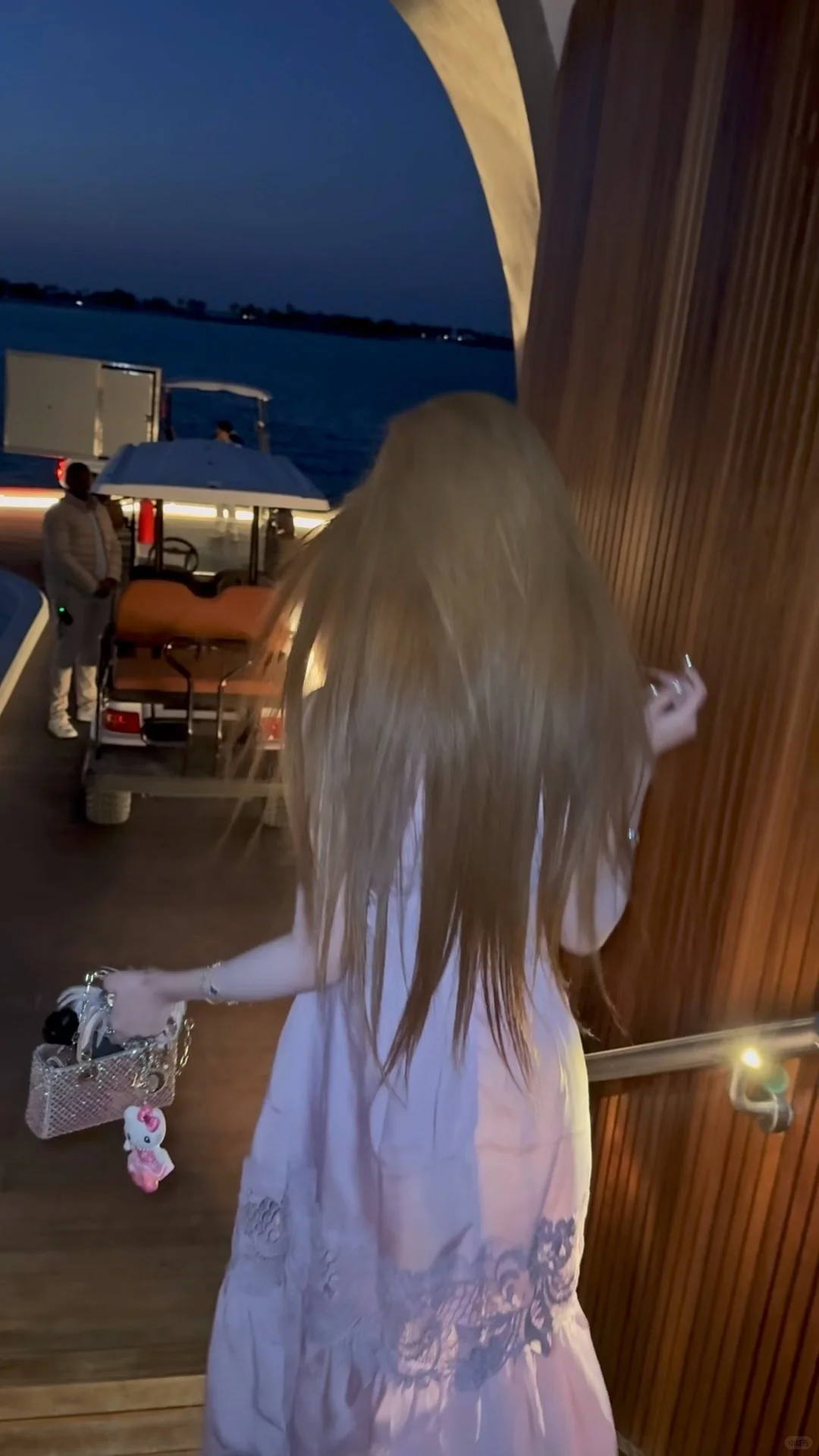 终于来外星世界生活了