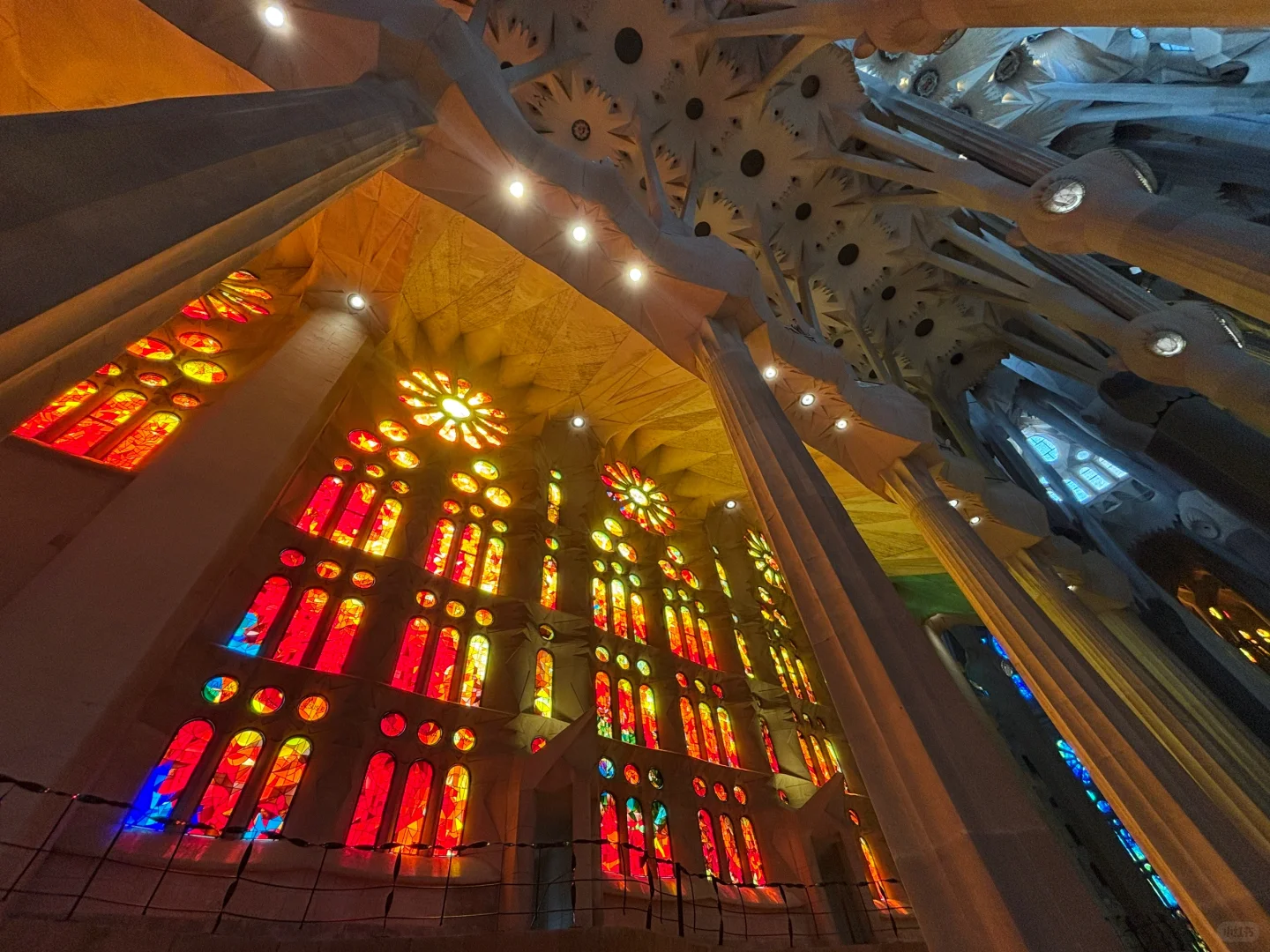 巴塞罗那圣家堂的震撼太难用言语表达了！