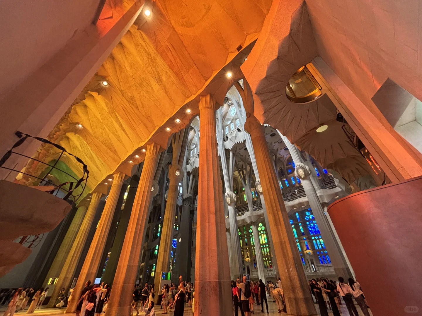 巴塞罗那圣家堂的震撼太难用言语表达了！
