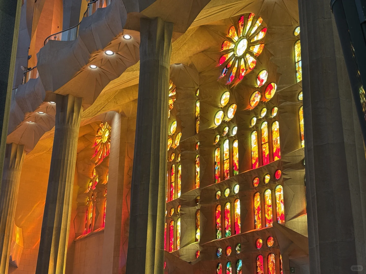 巴塞罗那圣家堂的震撼太难用言语表达了！