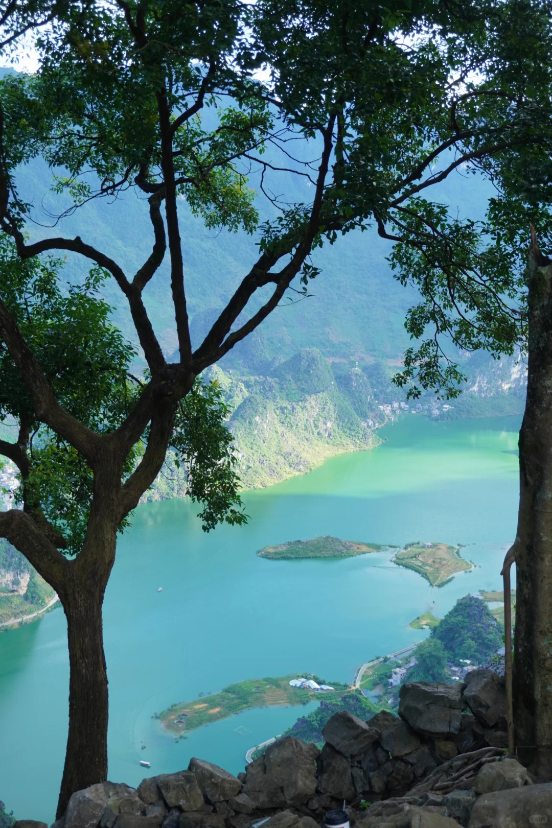 张馨予太会找了！浩坤湖真的绝美！（附攻略）