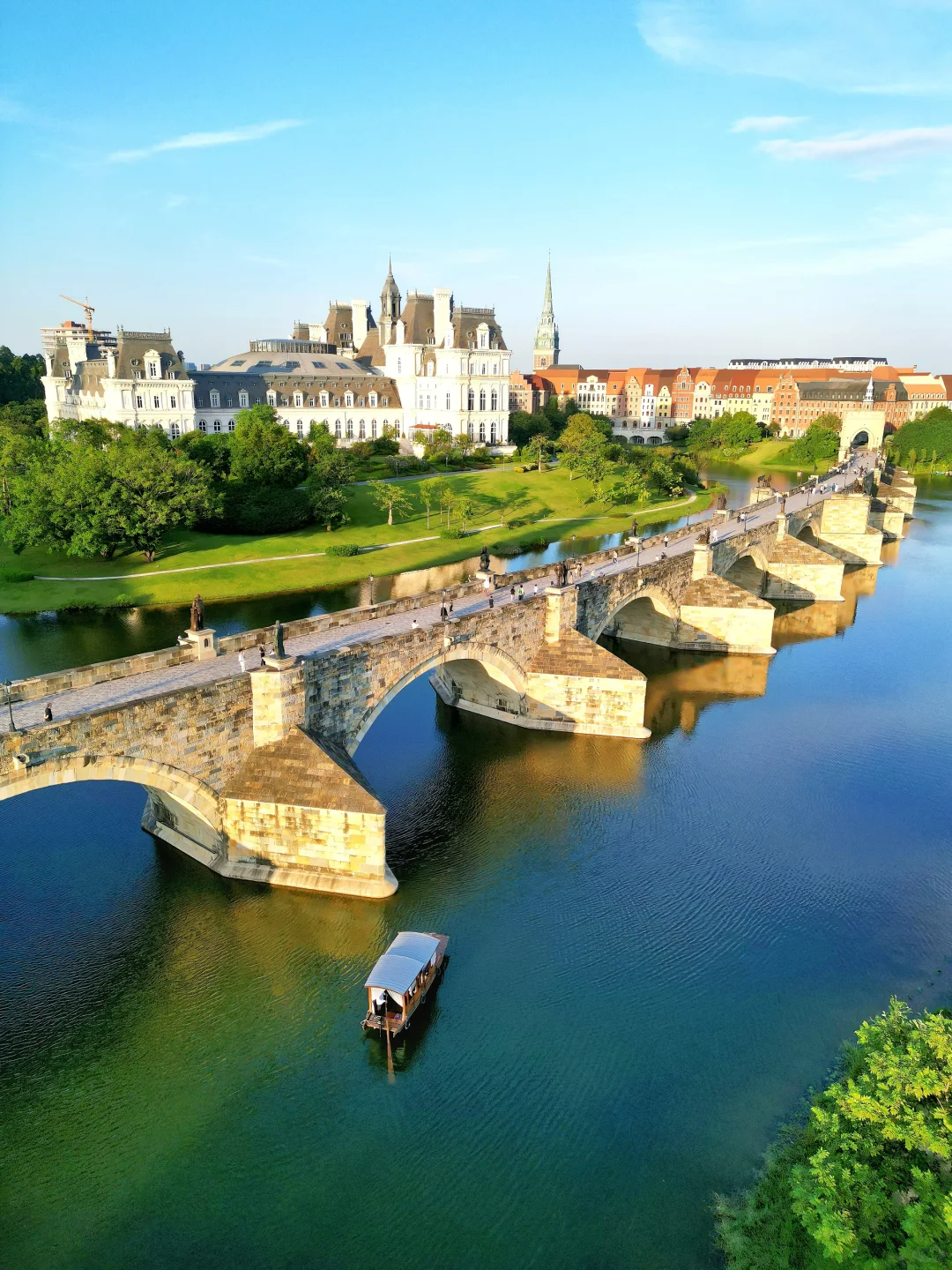 live 图的意义 晴天的松山湖值得来一万次.