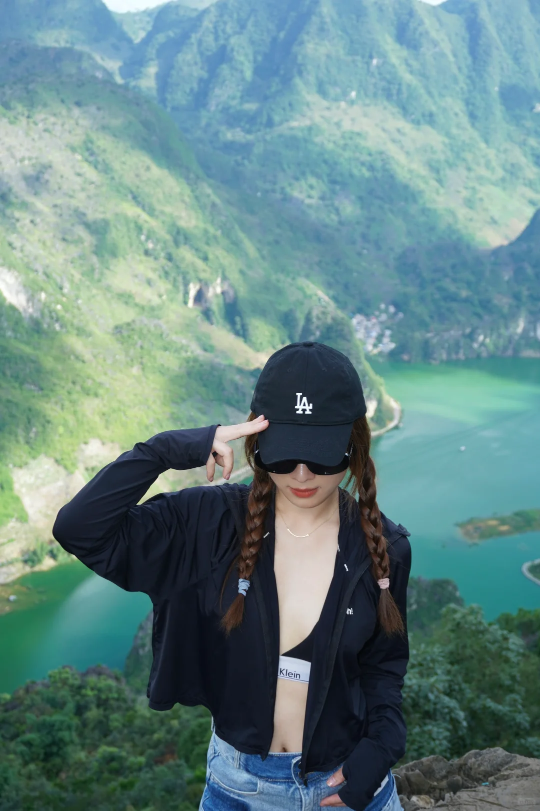 张馨予太会找了！浩坤湖真的绝美！（附攻略）