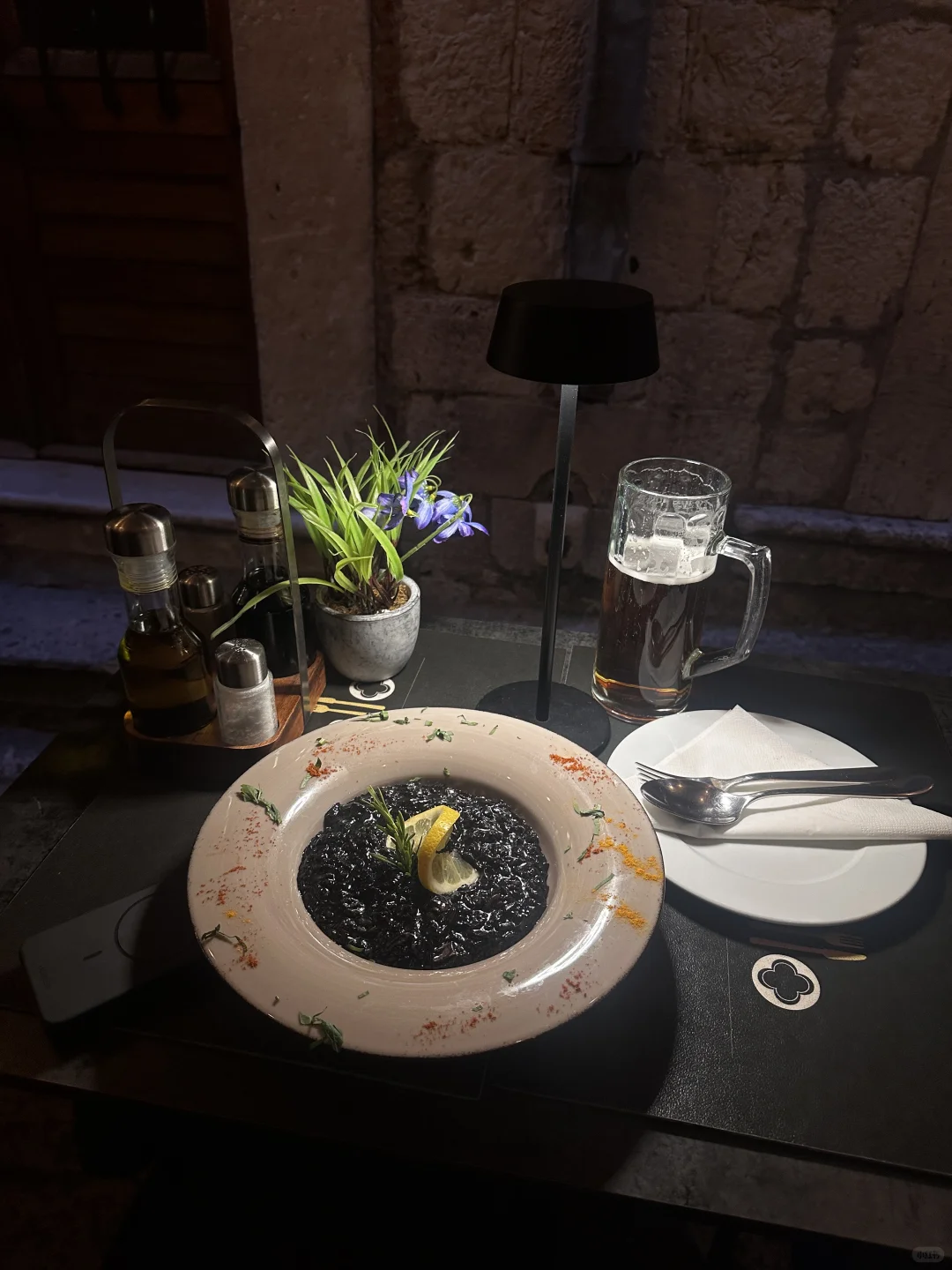 分享一点自己跟自己玩solo trip tips！