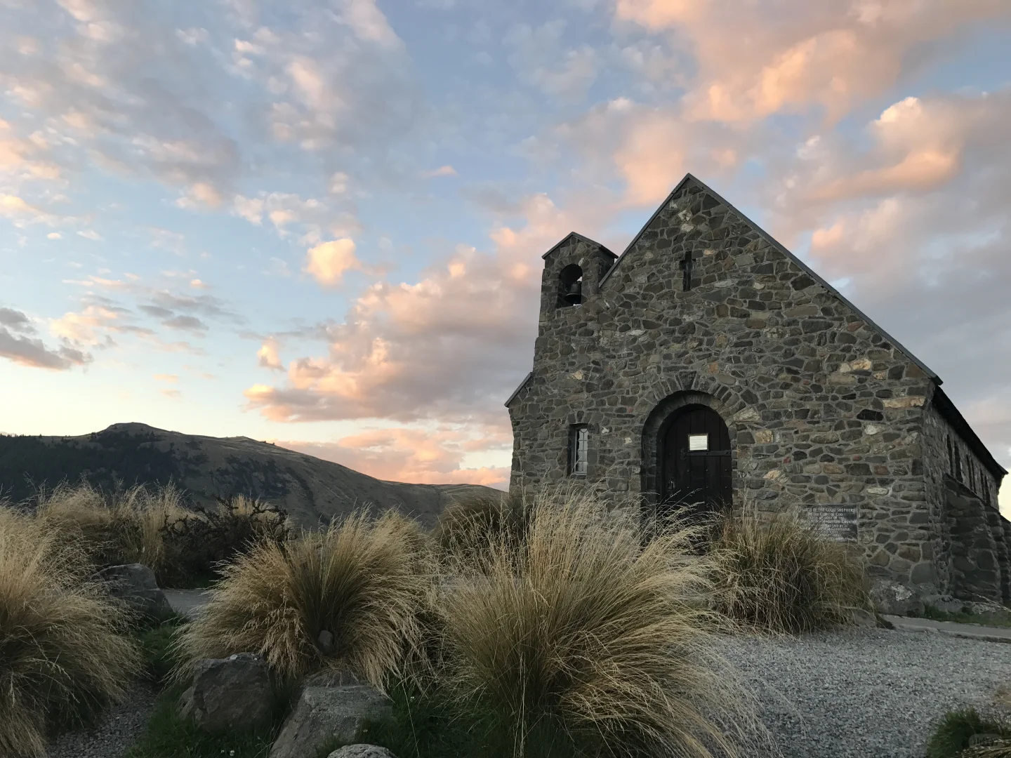 新西兰和瑞士区别