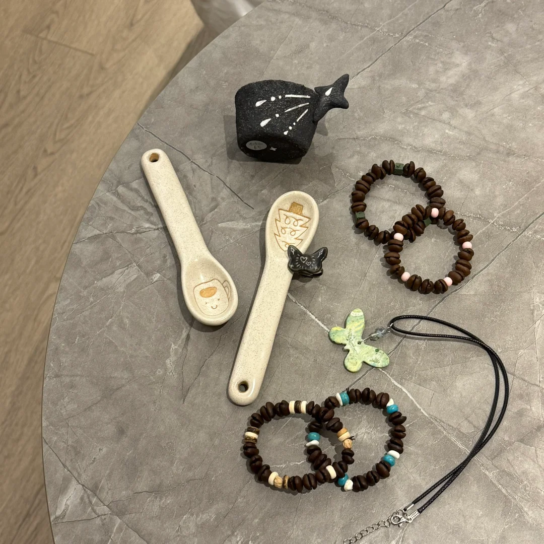 没有人可以空着手走出景德镇⌯'ᵕ'⌯