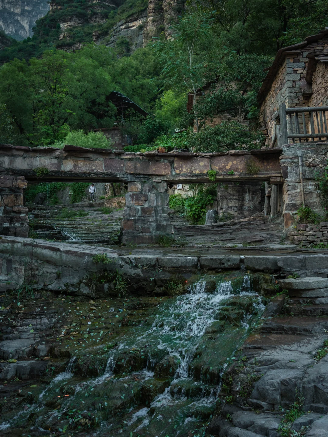 藏在太行山深处的画家村到底有多美‼️