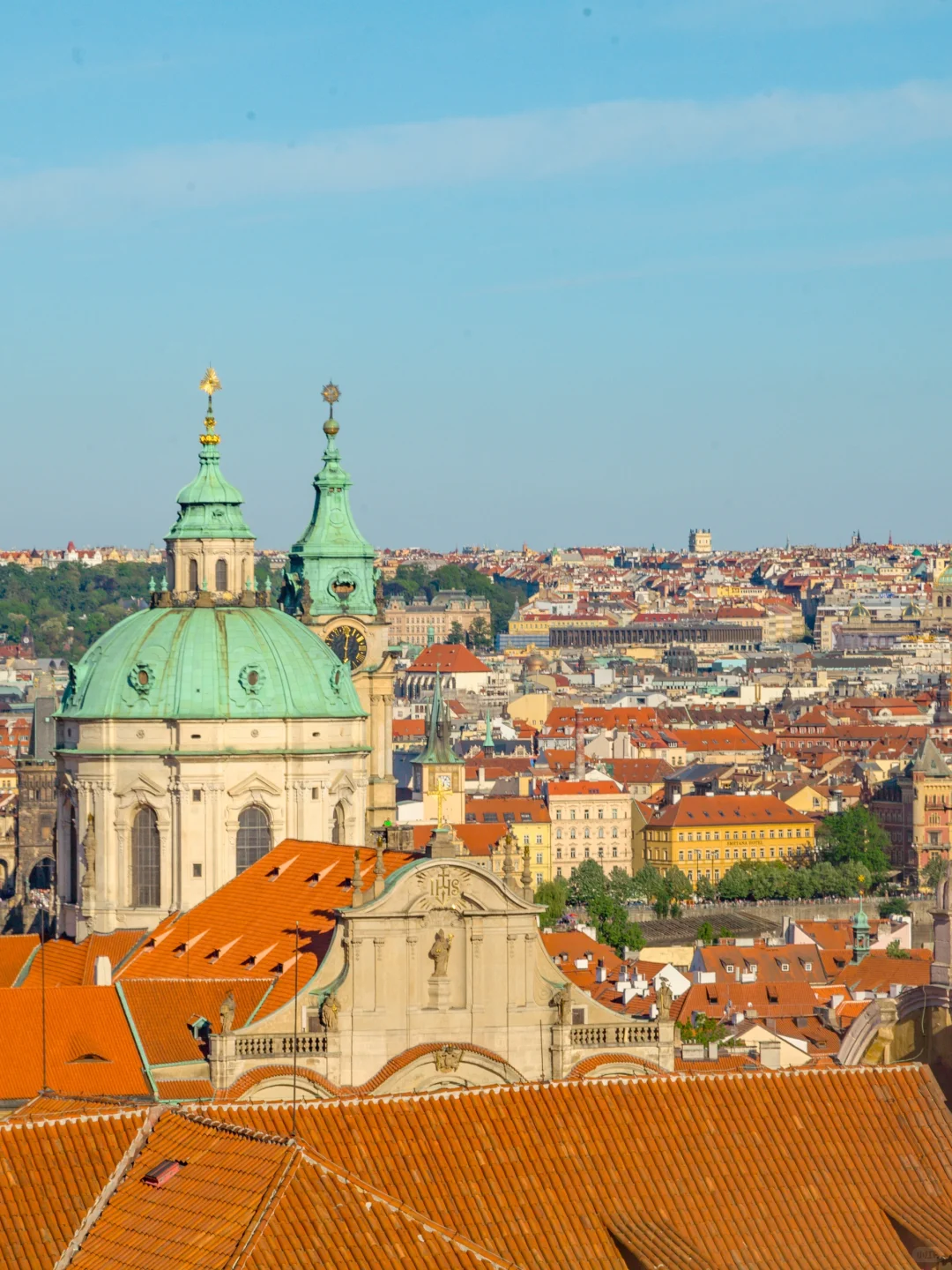 朋友圈被问疯了……没想到我真出国了