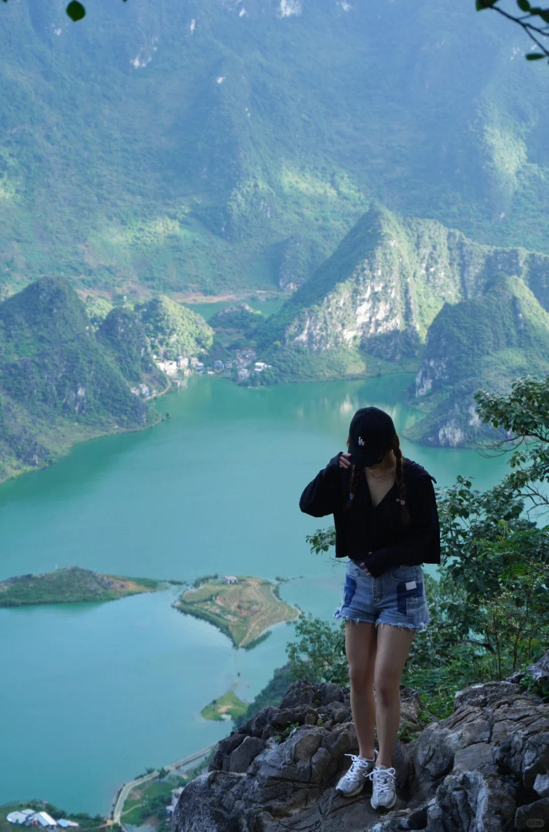张馨予太会找了！浩坤湖真的绝美！（附攻略）