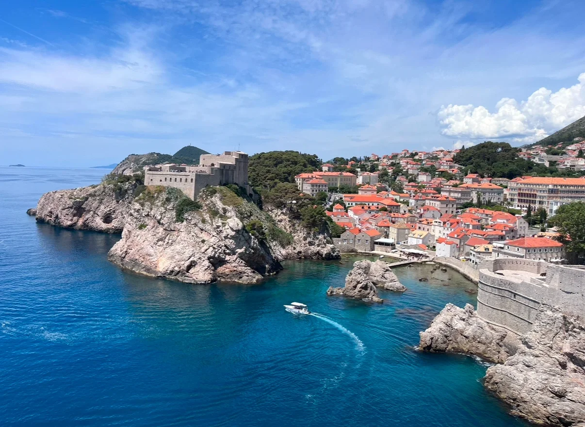 一句话锐评我去过的四十二个国家 （高分版）