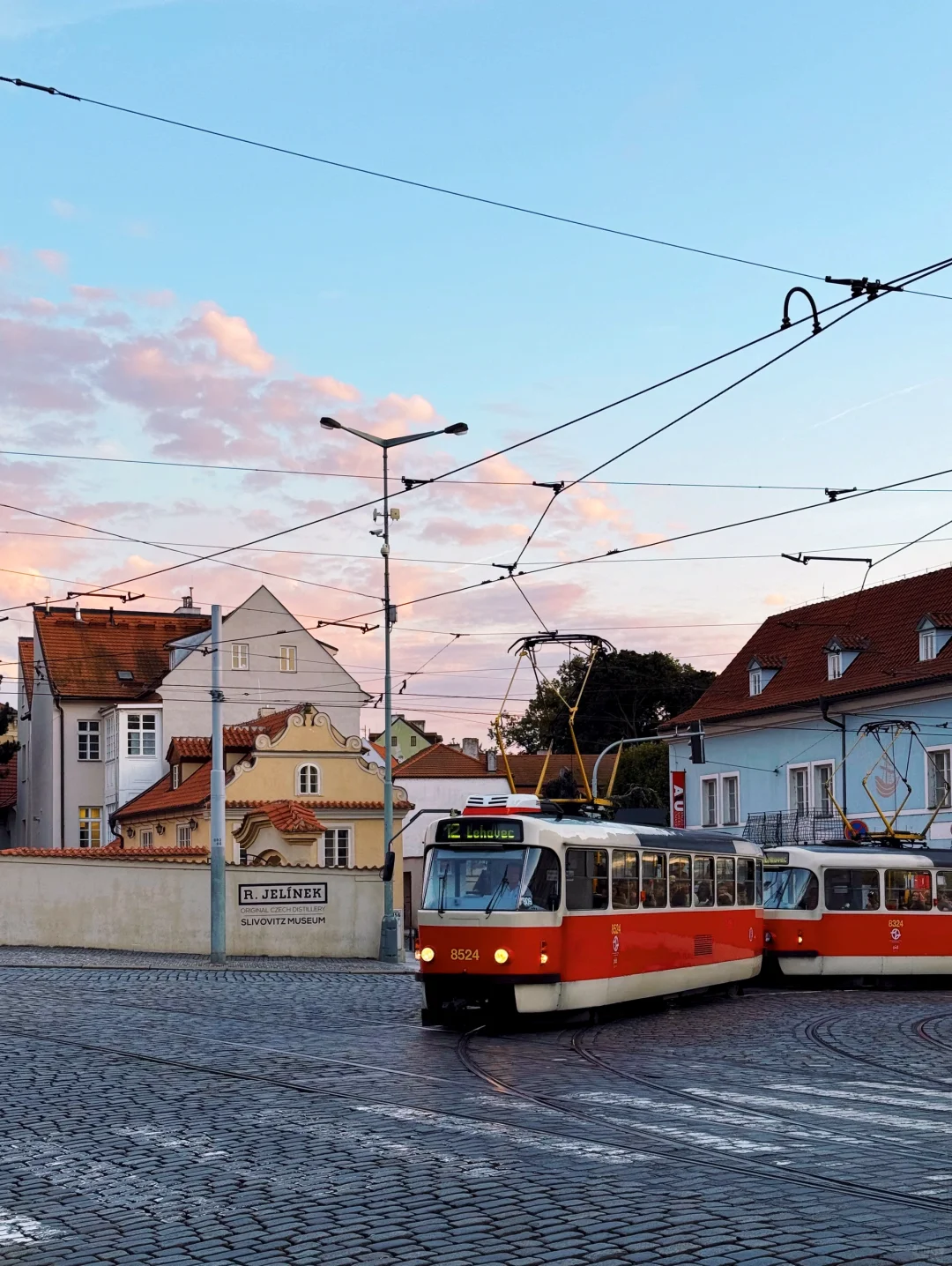 复古却不失趣味的布拉格 🇨🇿🏰✨