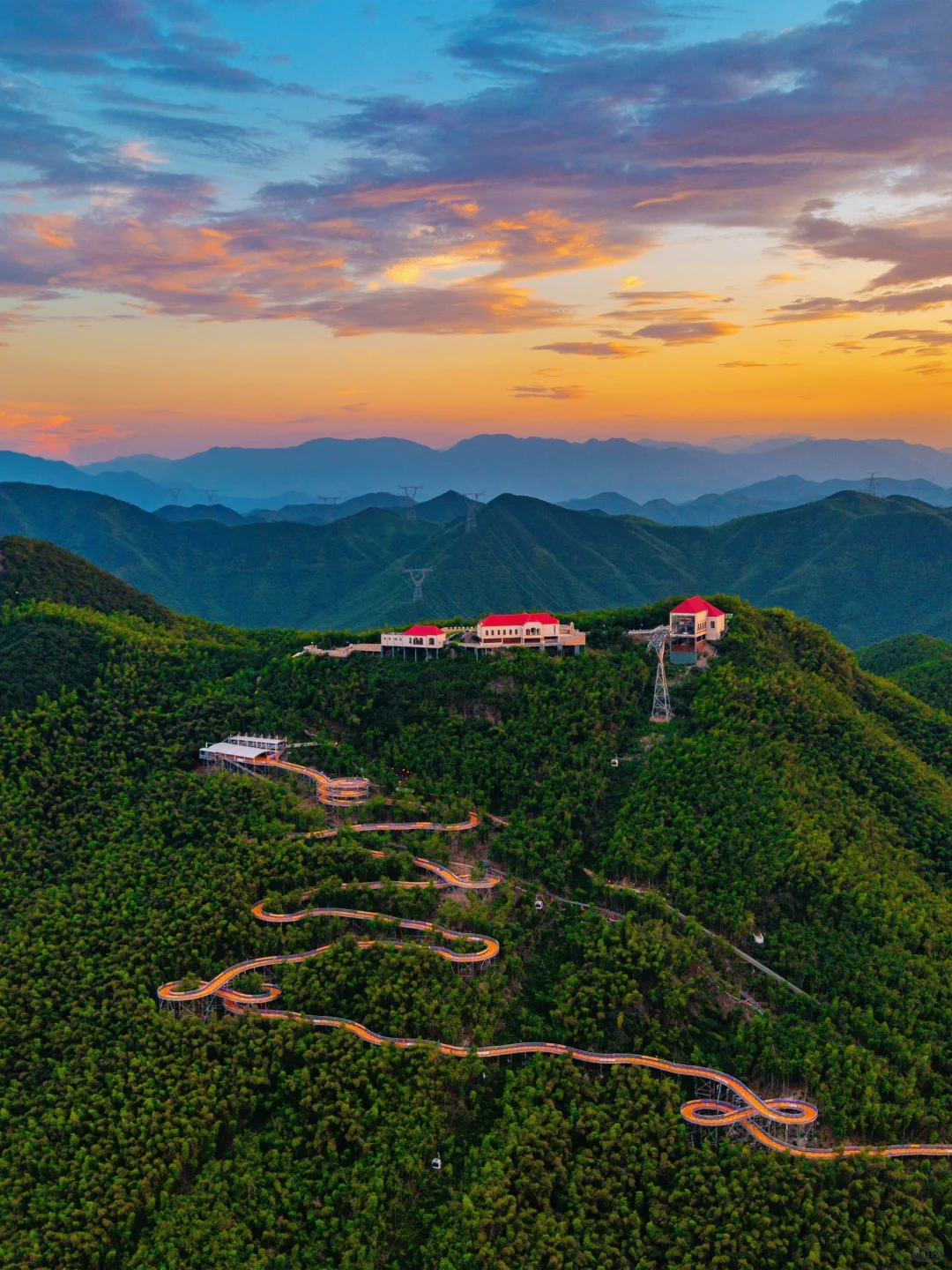 美哭了😭去了一趟莫干山，发朋友圈被问疯了