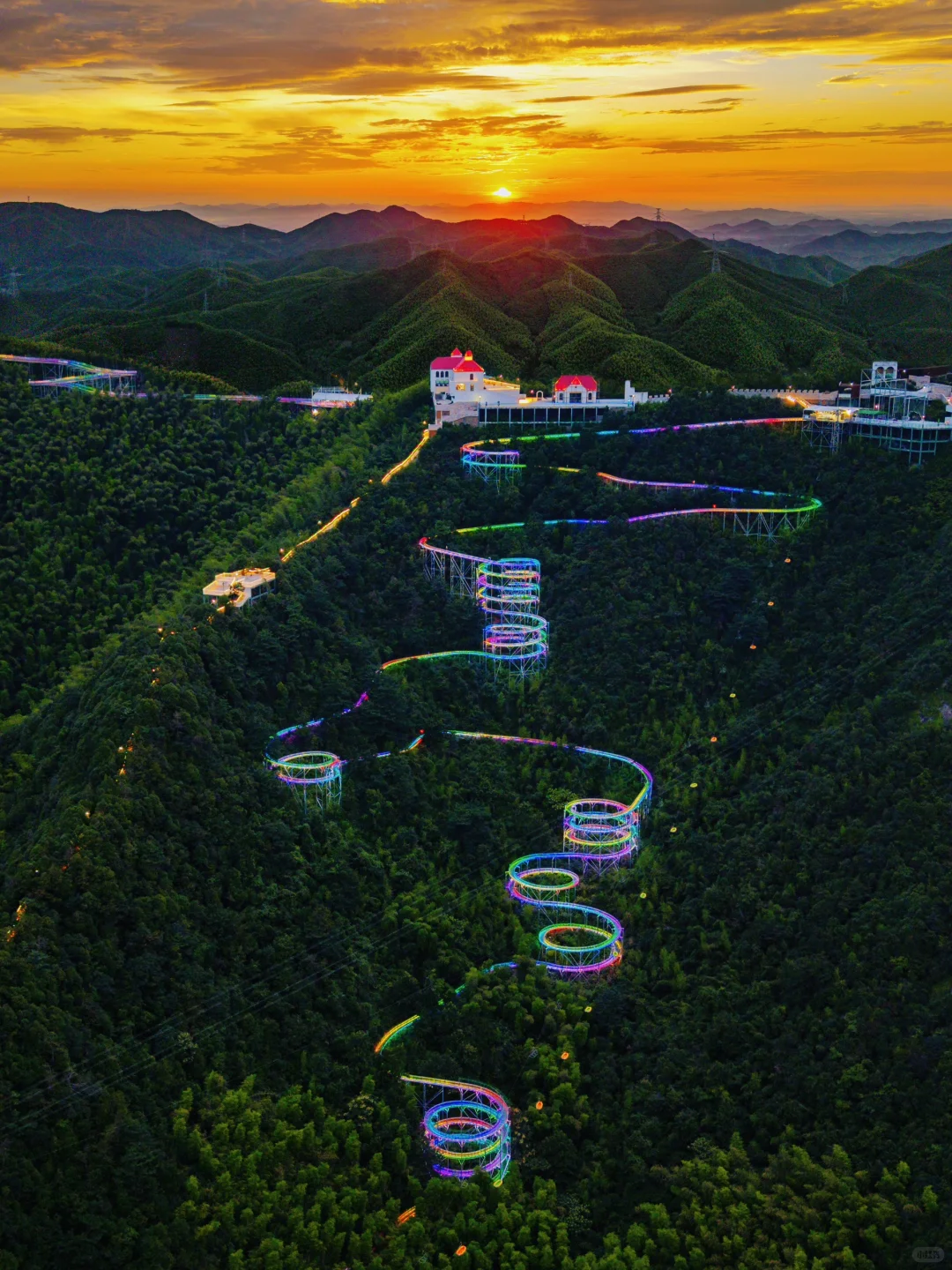 美哭了😭去了一趟莫干山，发朋友圈被问疯了