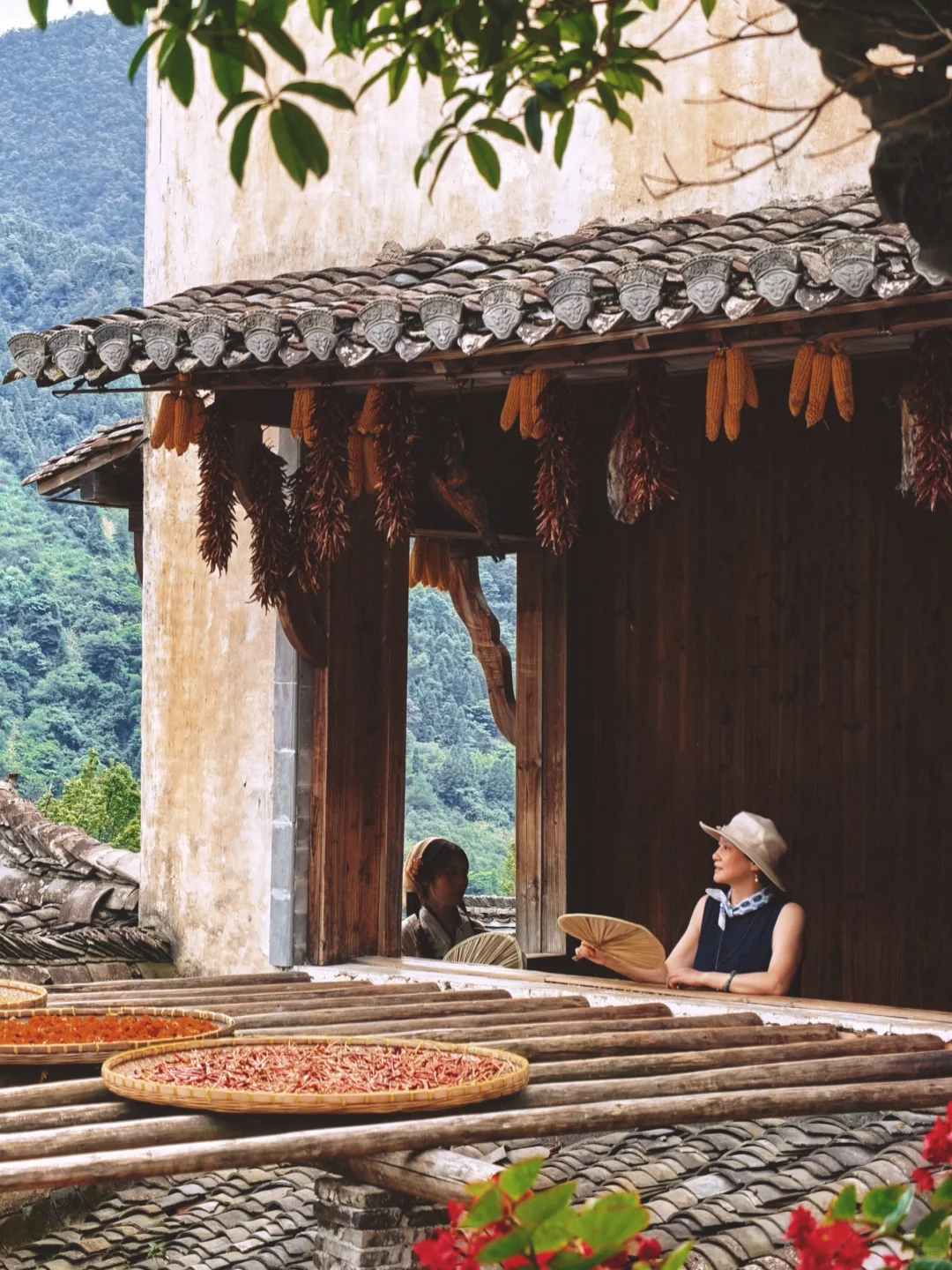 来婺源篁岭了！人要晒晕了！📸机位分享