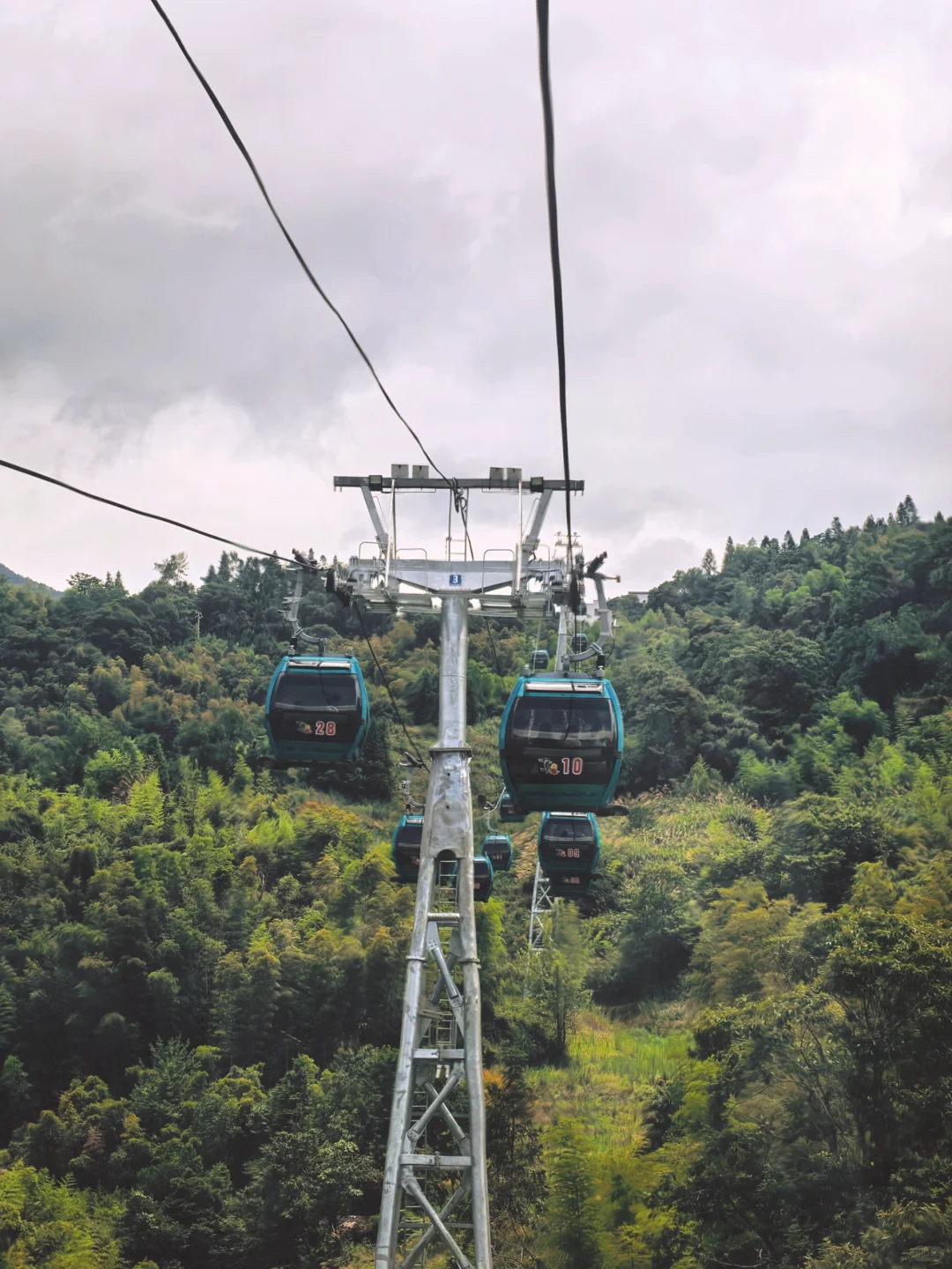 来婺源篁岭了！人要晒晕了！📸机位分享