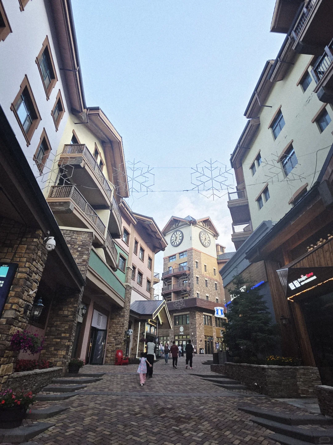 热怕了的牛马已回，崇礼避暑小镇怎么选？