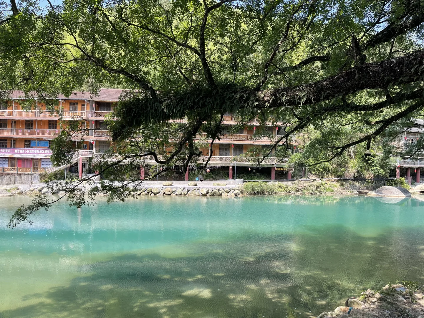 香粉乡“果冻水”封神了！美到想私藏！