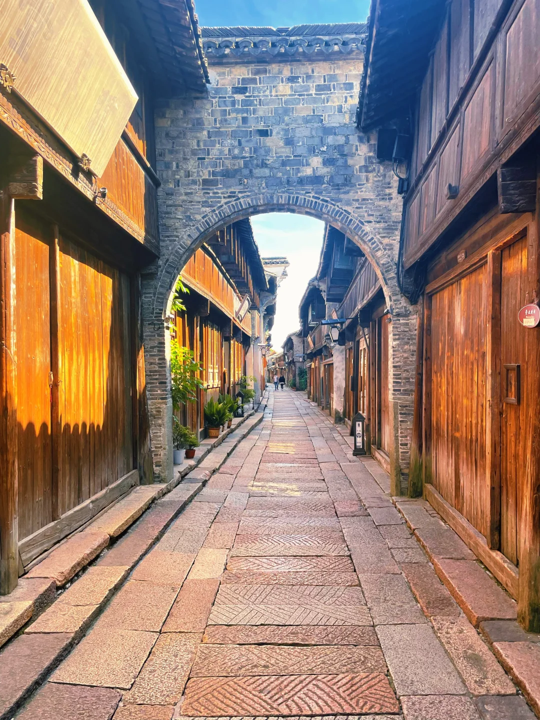 日与夜的双面乌镇