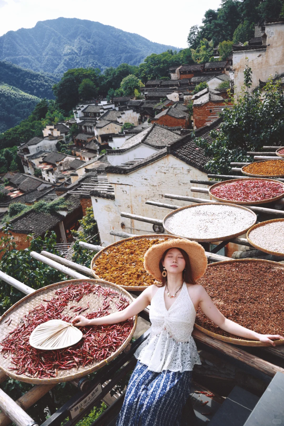 来婺源篁岭了！人要晒晕了！📸机位分享