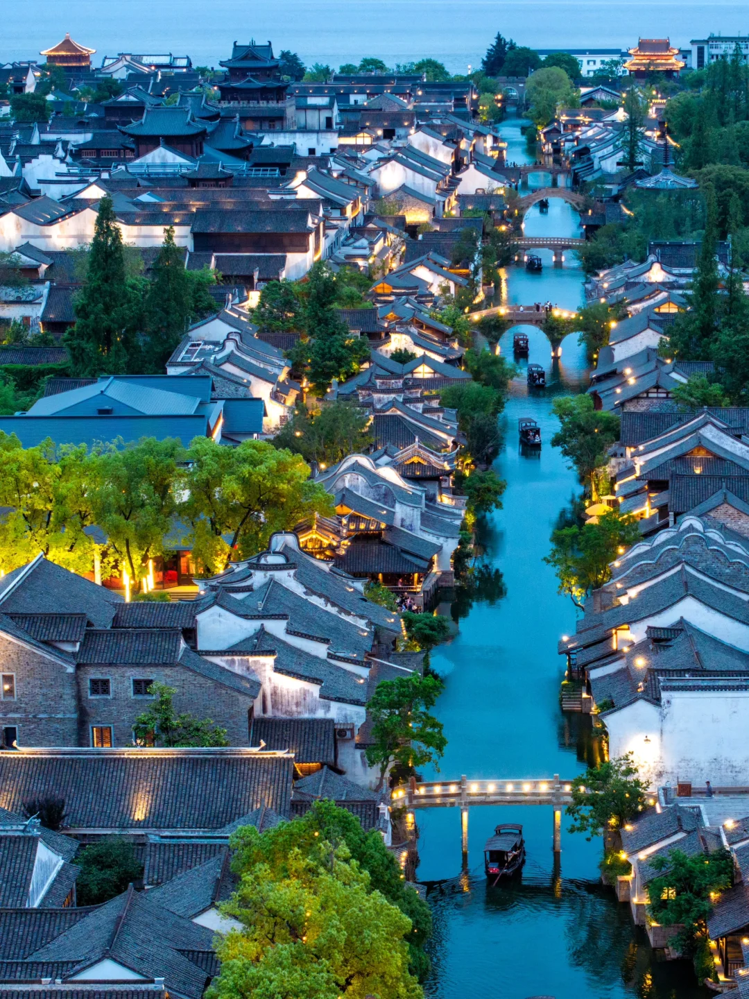 你完全想不到可以用“潮流”形容一个古城🎼