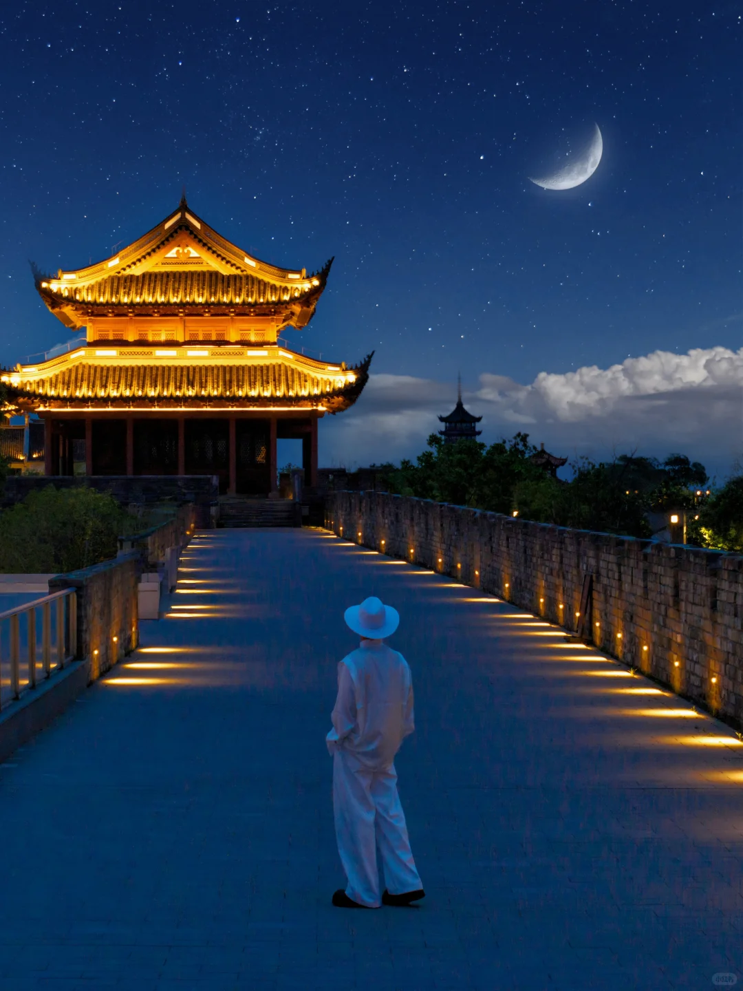 你完全想不到可以用“潮流”形容一个古城🎼