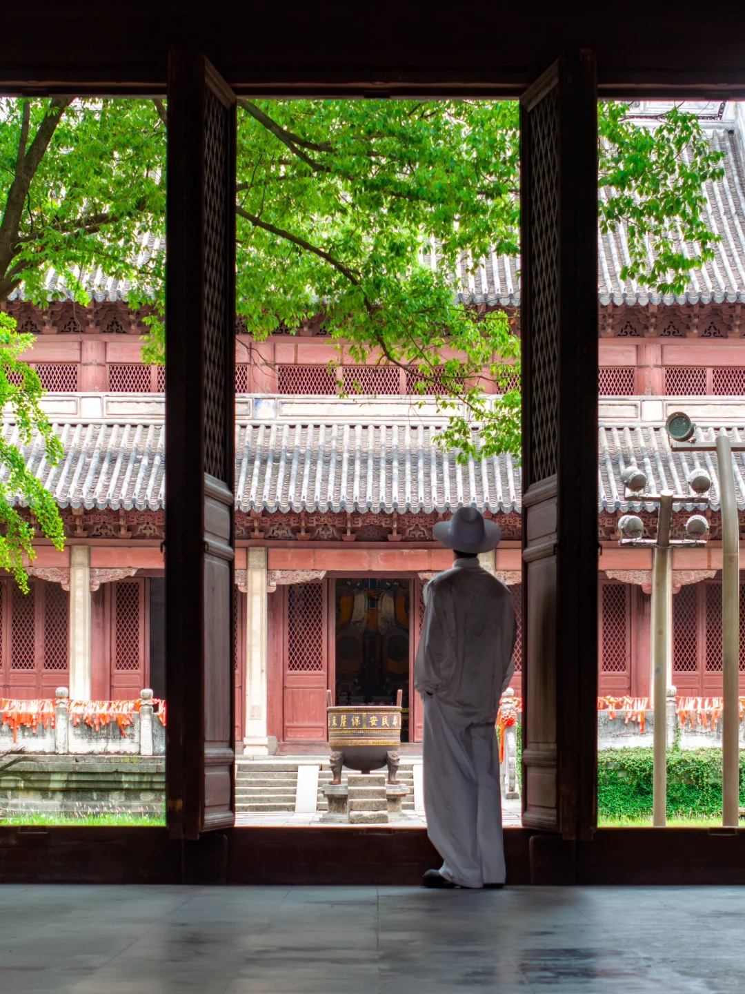 你完全想不到可以用“潮流”形容一个古城🎼