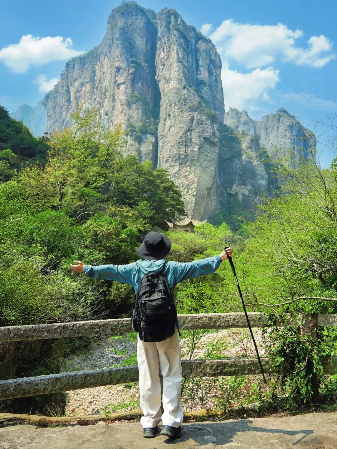 我很少用震撼来形容一座山！！