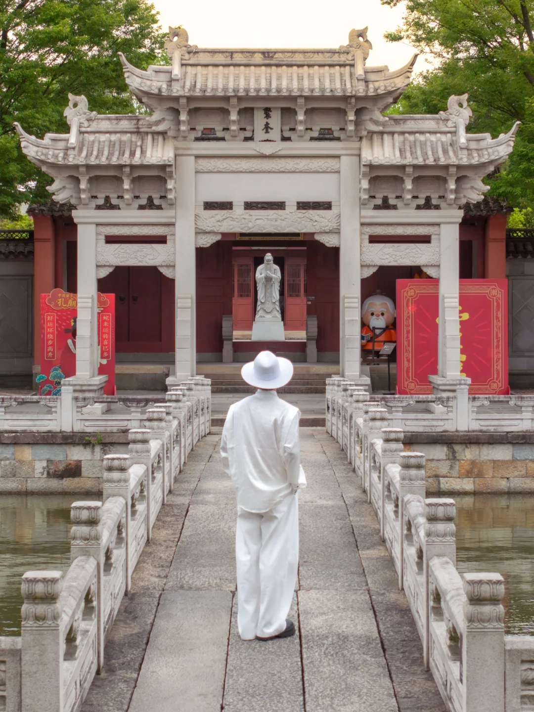 你完全想不到可以用“潮流”形容一个古城🎼