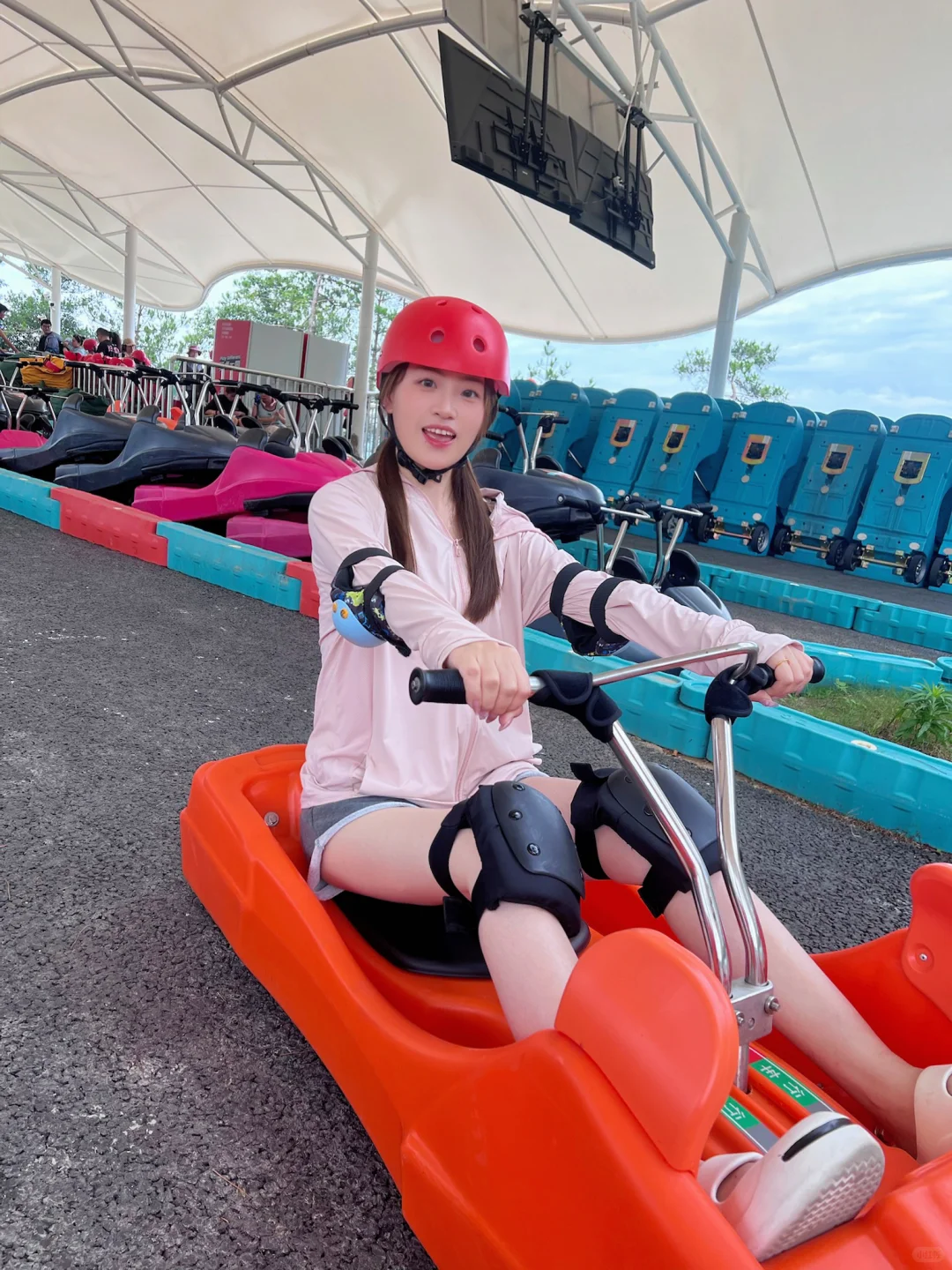 朋友圈问疯了！！都以为我去国外度假了🤣🌲