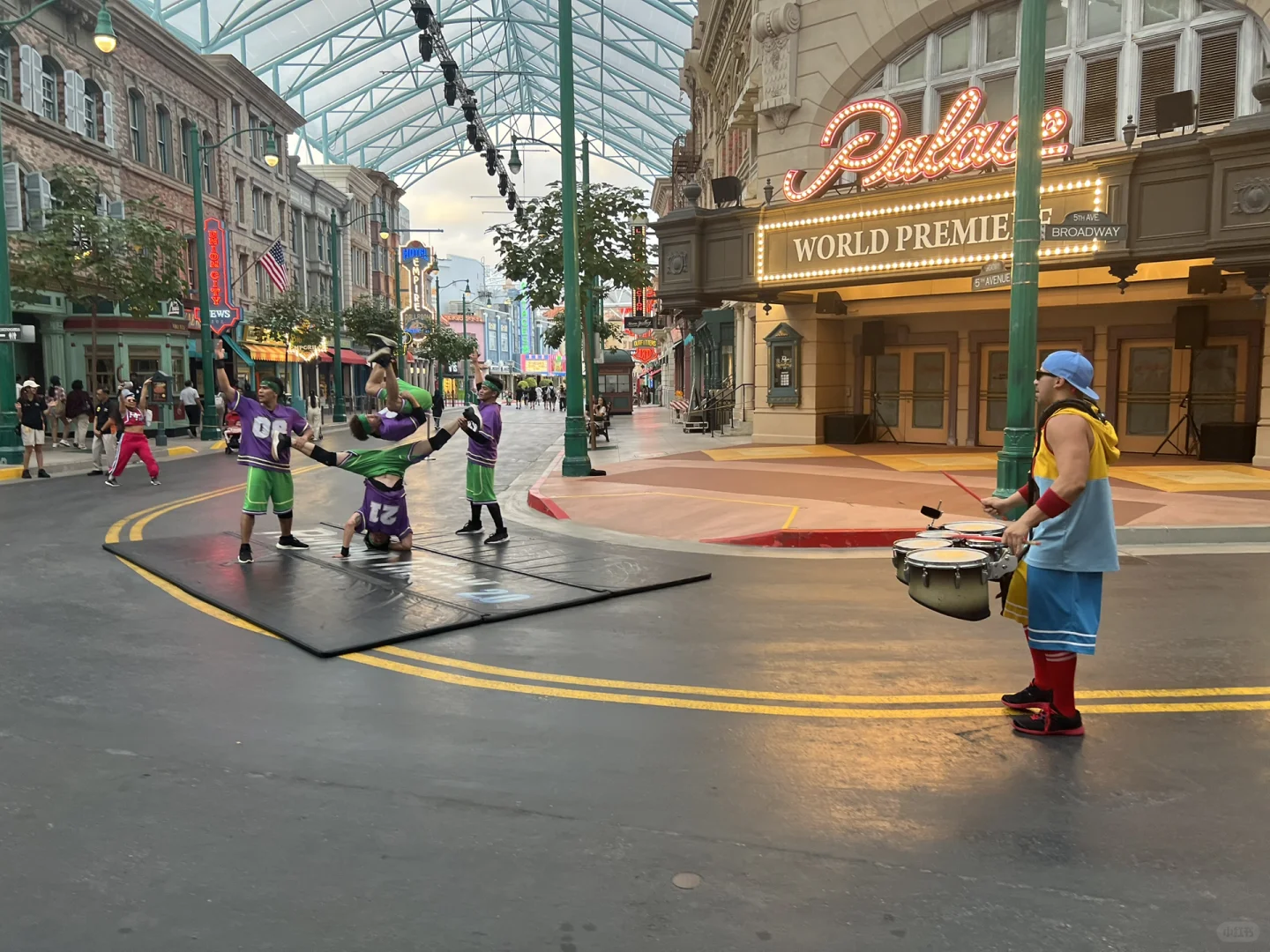 去了一趟新加坡,感觉怪怪的