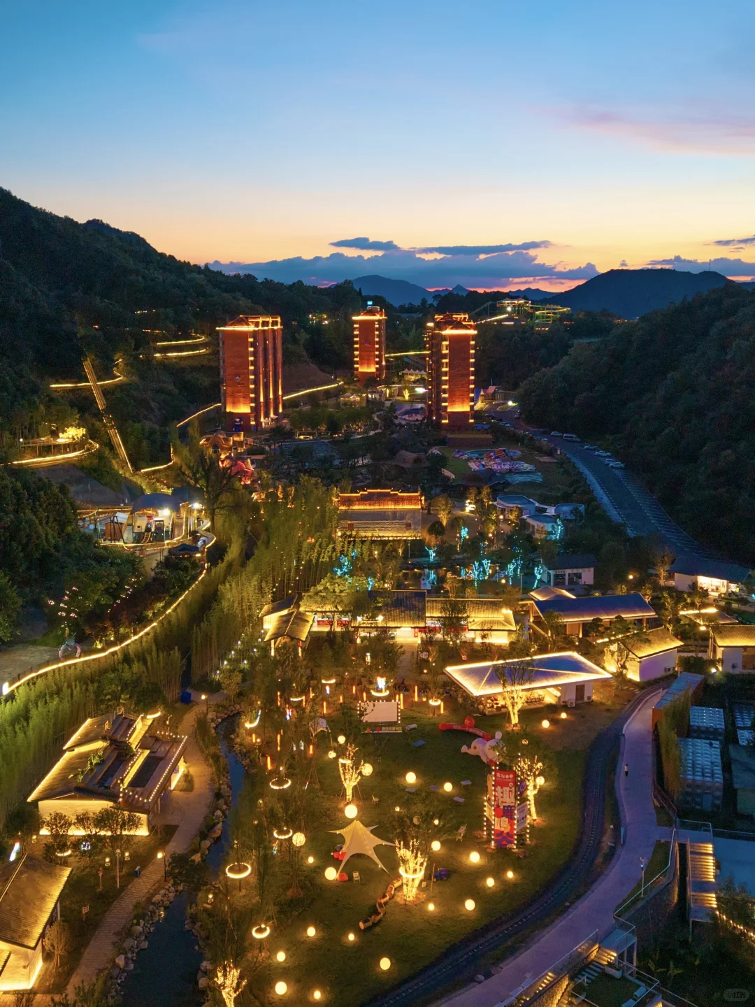 迄今为止!我最爱的避暑小镇出现了‼️