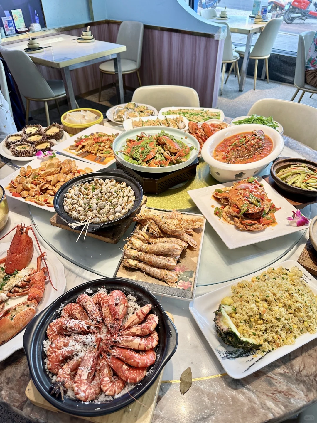 跟三亚土著吃海鲜🦞这家老店太赞了‼️