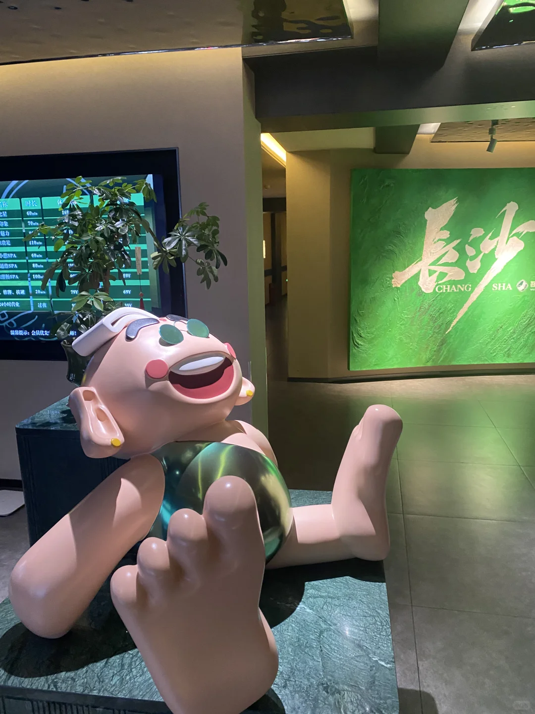 长沙本地人忠告！七八月非要来长沙的话