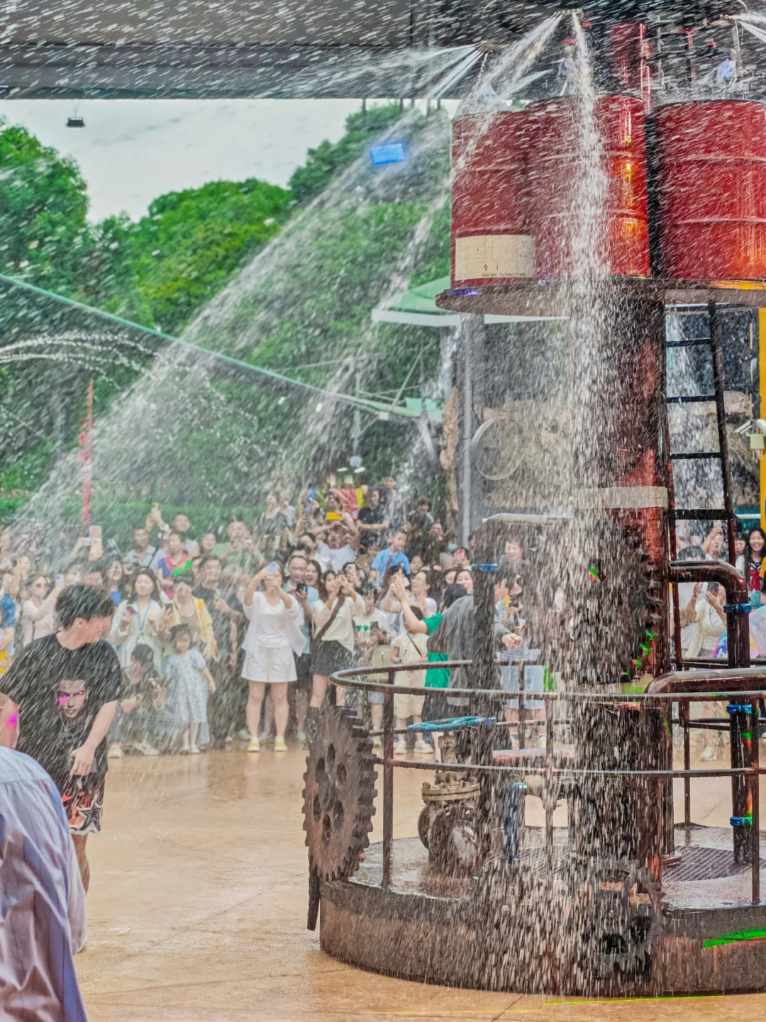 我真的很少用“震撼”来形容一个景区