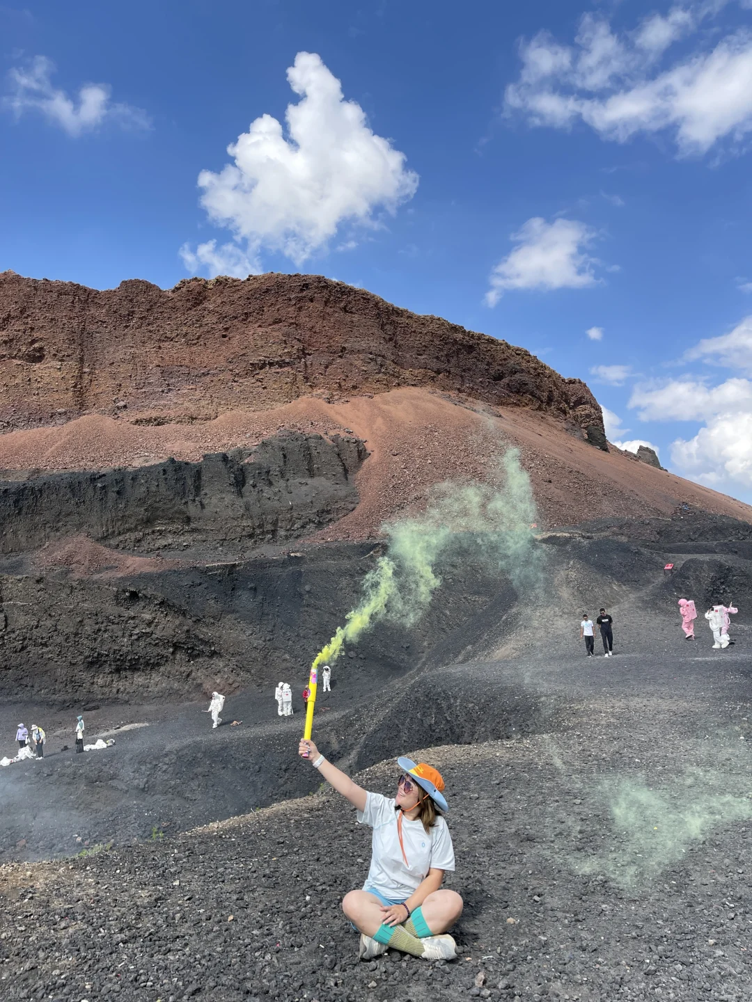 火星去不了，咱可以去看火山🔥