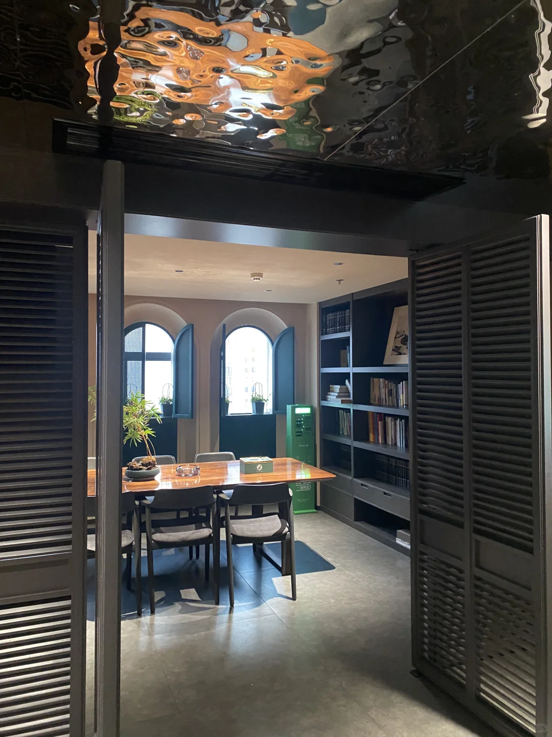 长沙本地人忠告！七八月非要来长沙的话