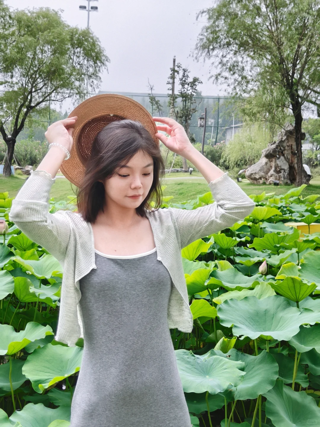 琉璃塔下莲花仙境！这几个机位真的出片