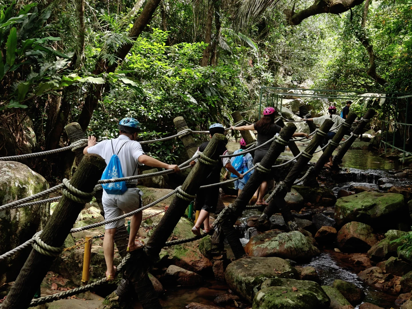 清凉海岛怎么玩？保亭超绝热带雨林了解一下！