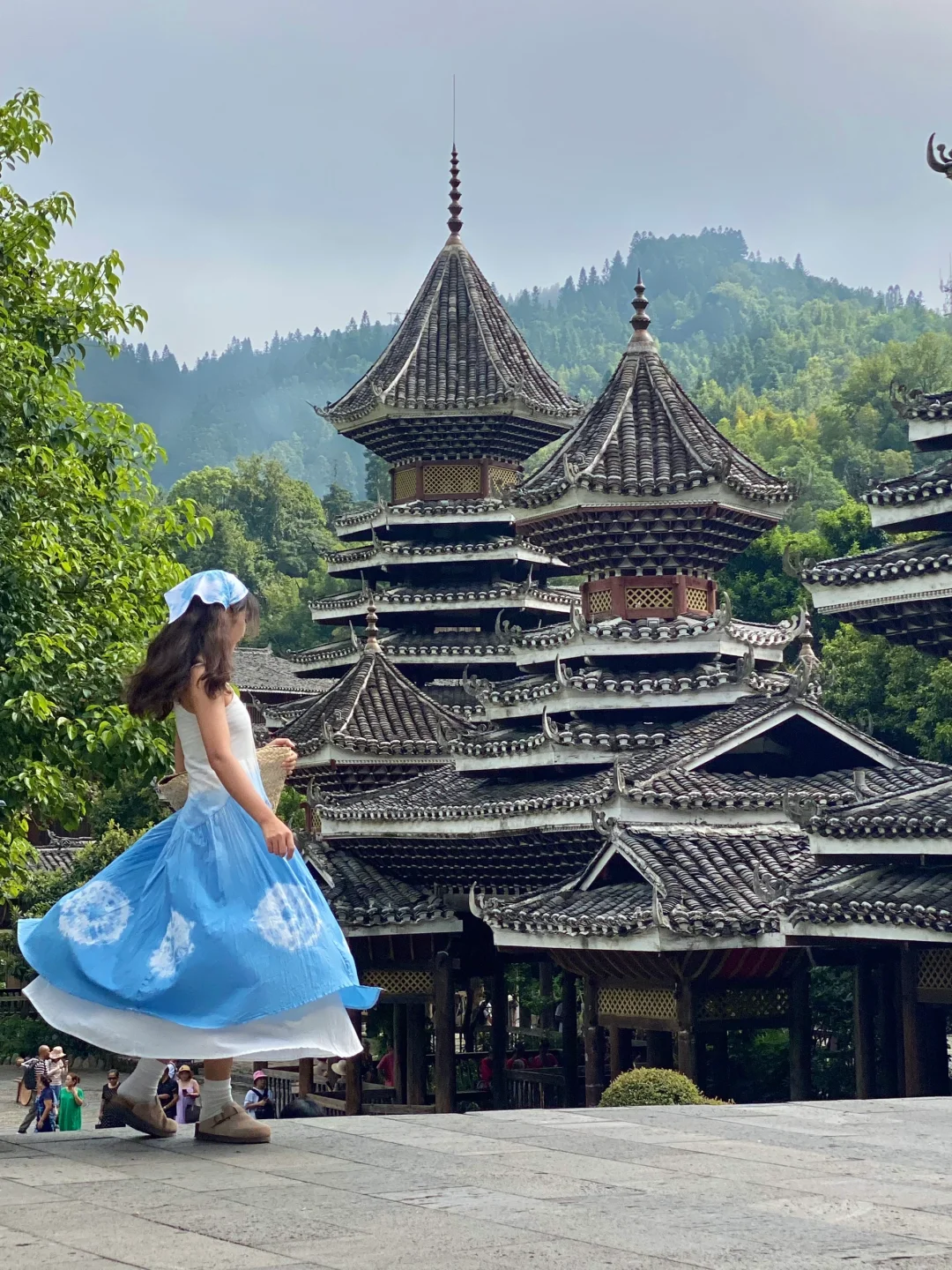 高铁直达！好像千与千寻的古村落😭Live图！！