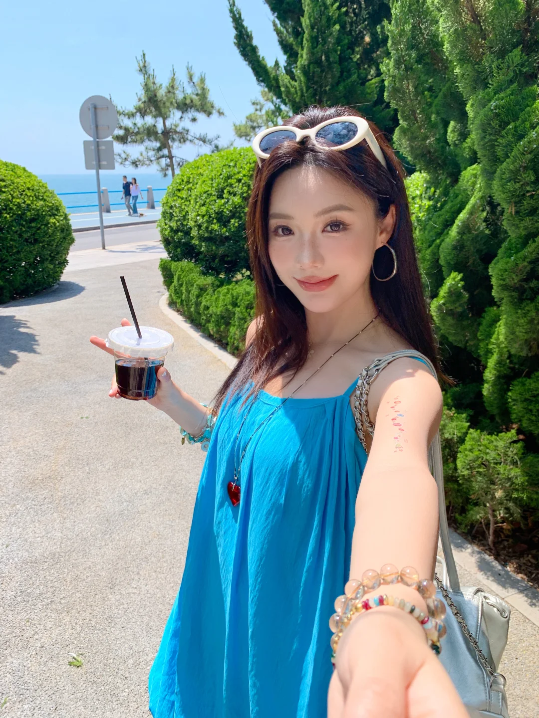 青岛的海边真是美疯了！🫧 ꕀ🌊