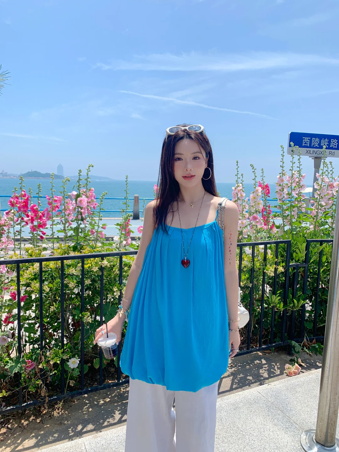 青岛的海边真是美疯了！🫧 ꕀ🌊