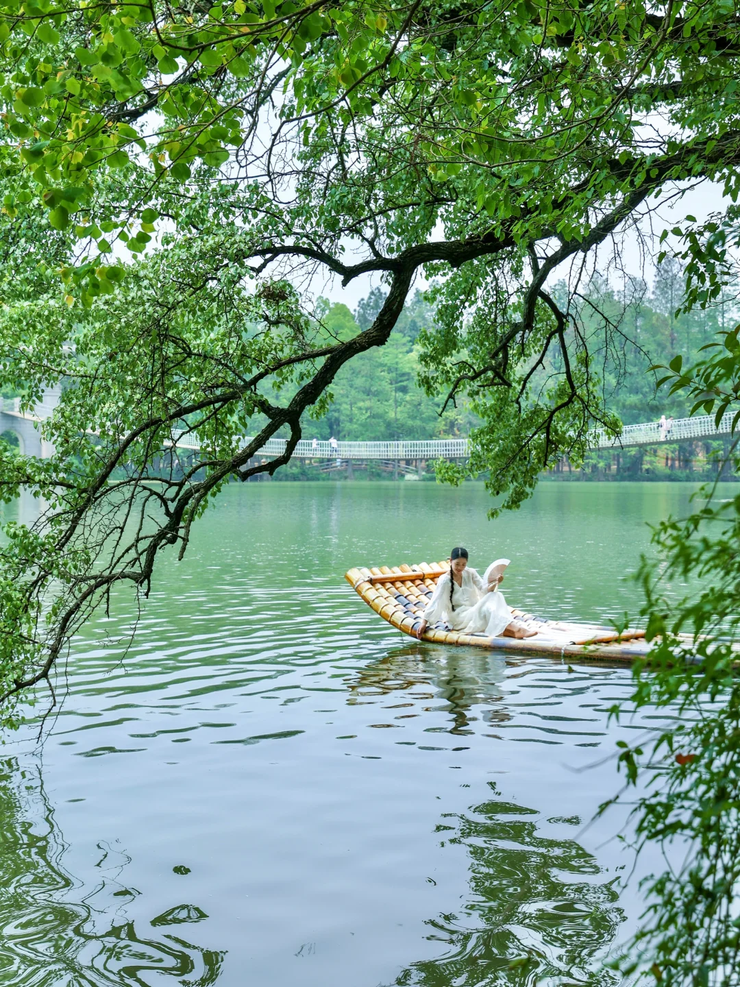 武汉东湖被严重低估的游玩路线！巨美人少！