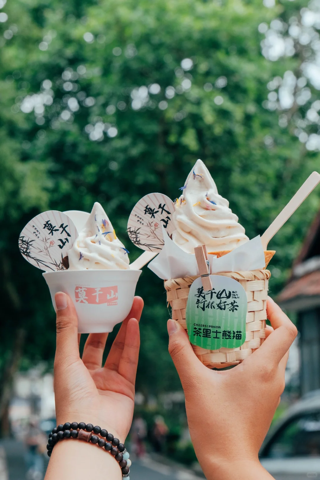 发朋友圈被问疯❓都以为我去了瑞士和冰岛