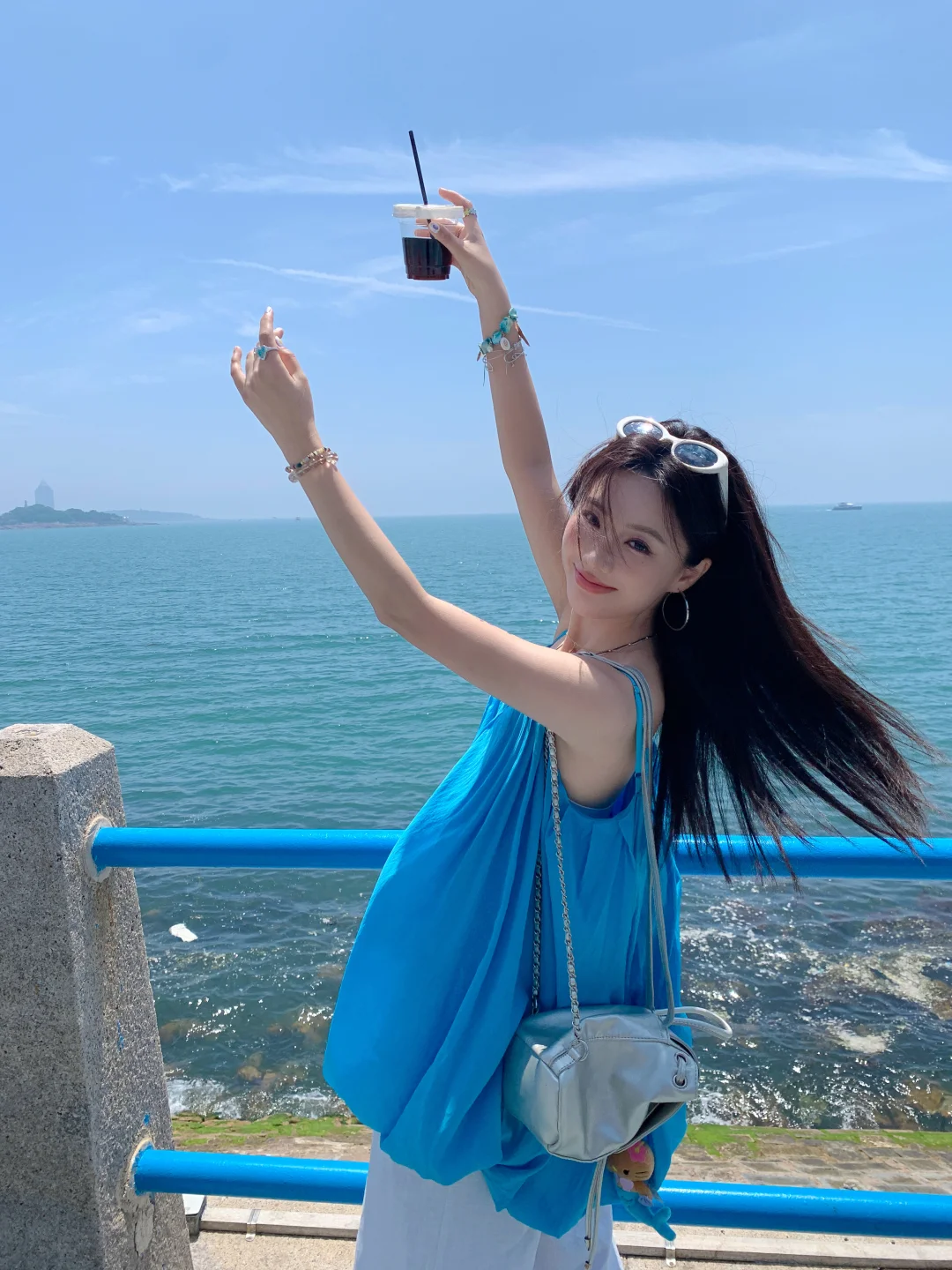 青岛的海边真是美疯了！🫧 ꕀ🌊