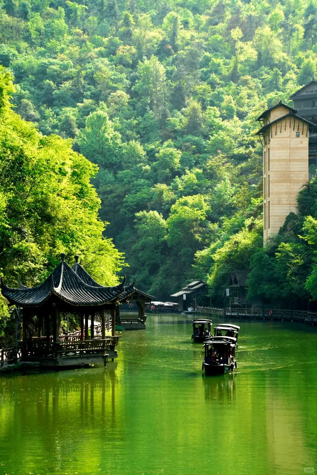 高铁直达！这片被严重低估的贵州仙境😭