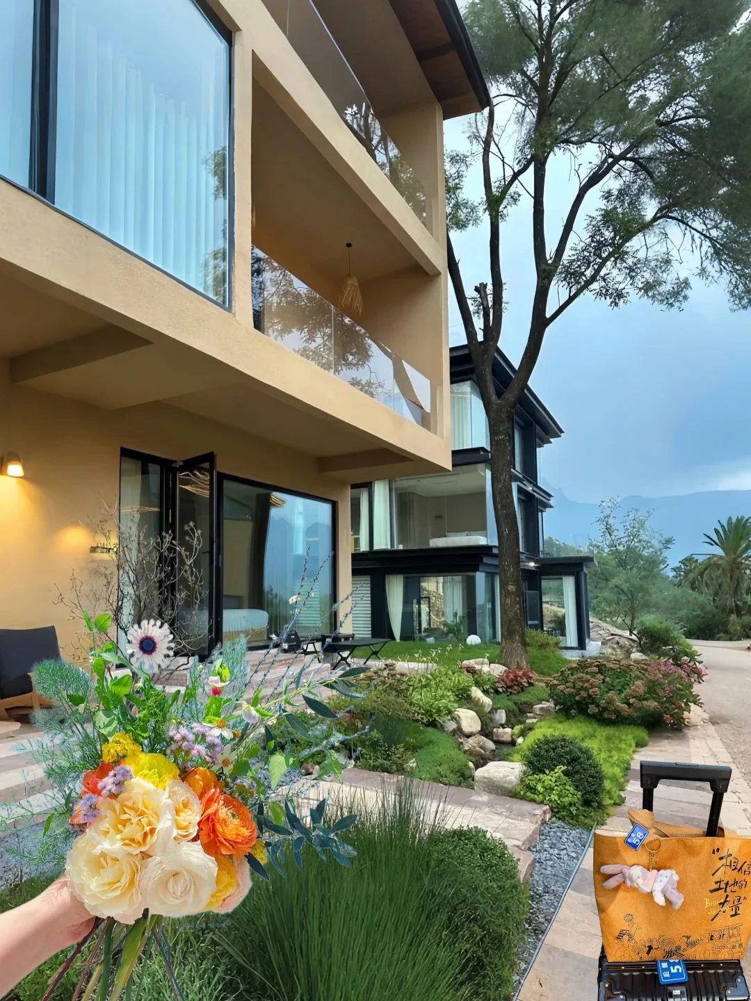 邯郸刚退房...住到我的人生民宿了😭