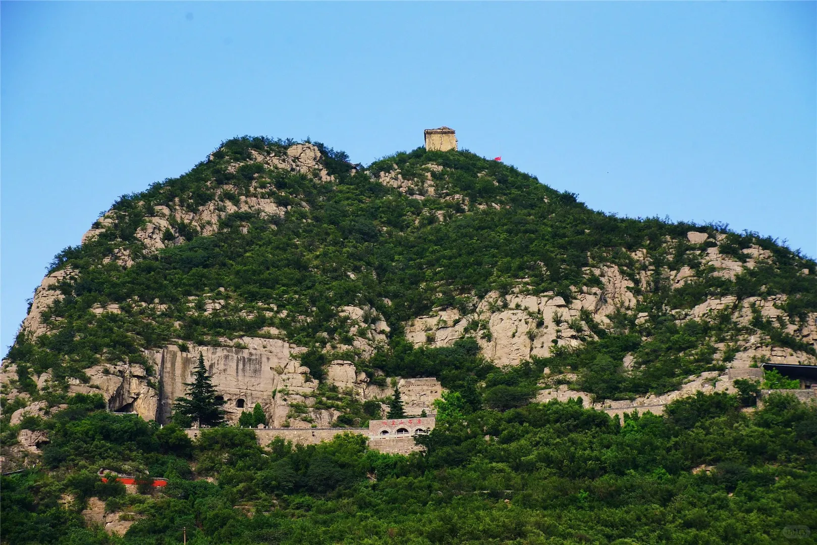 皇家石窟联动，响堂山石窟暑期大放“价”