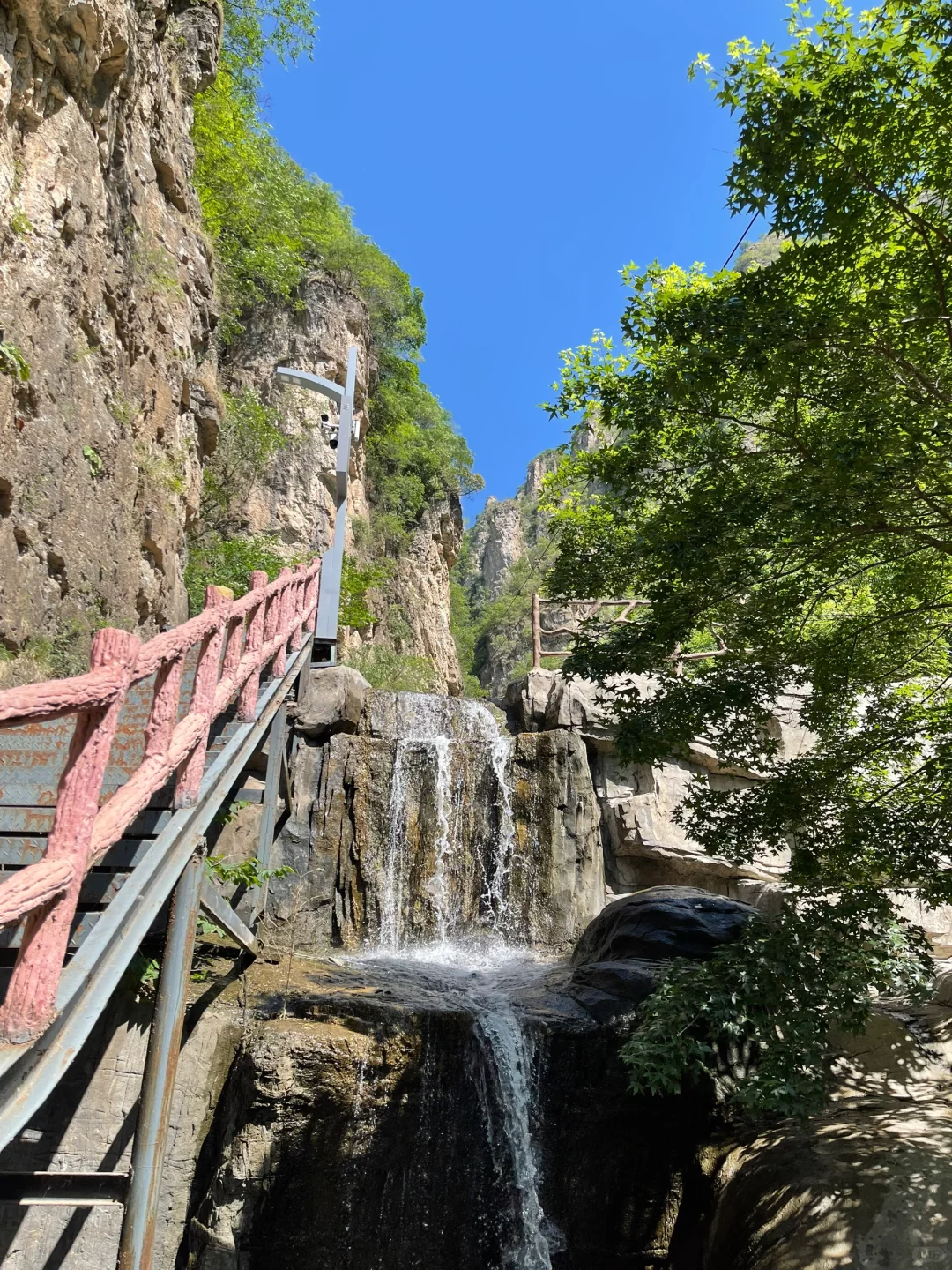 山顶的风景总是值得期待