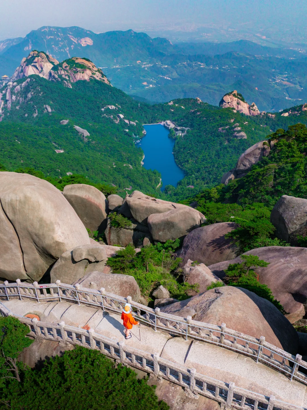 今年爬过最震撼的山‼️我很怕它火😭